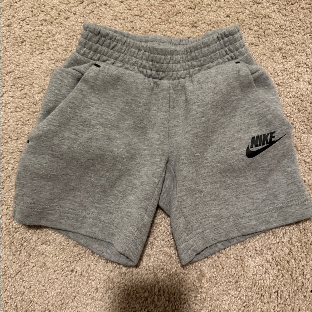 Kids NIKE shorts